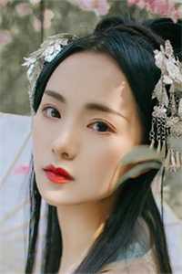 错将真心落梧桐无删减全文